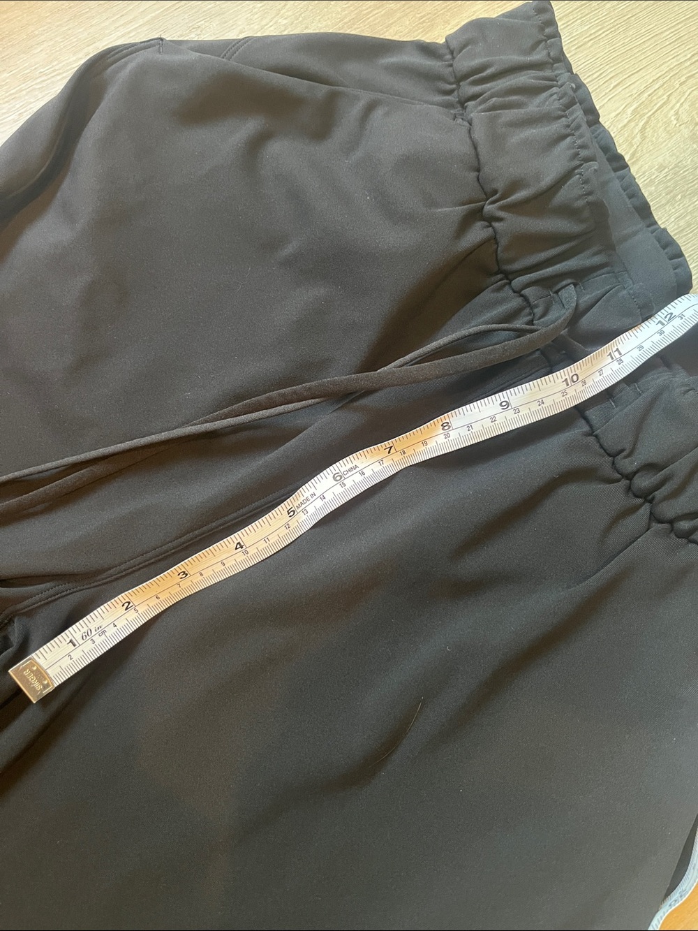 lululemon athletica Women’s Black Joggers - Picture 5 of 6